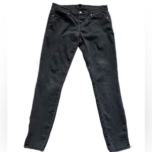 Forever 21 Black ankle Zip Skinny Jeans Size 25